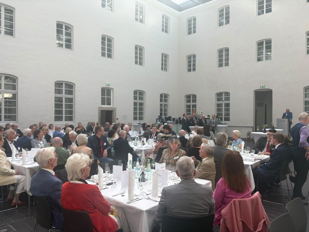 Sommerfest 2026 - Innenhof des Maxhauses